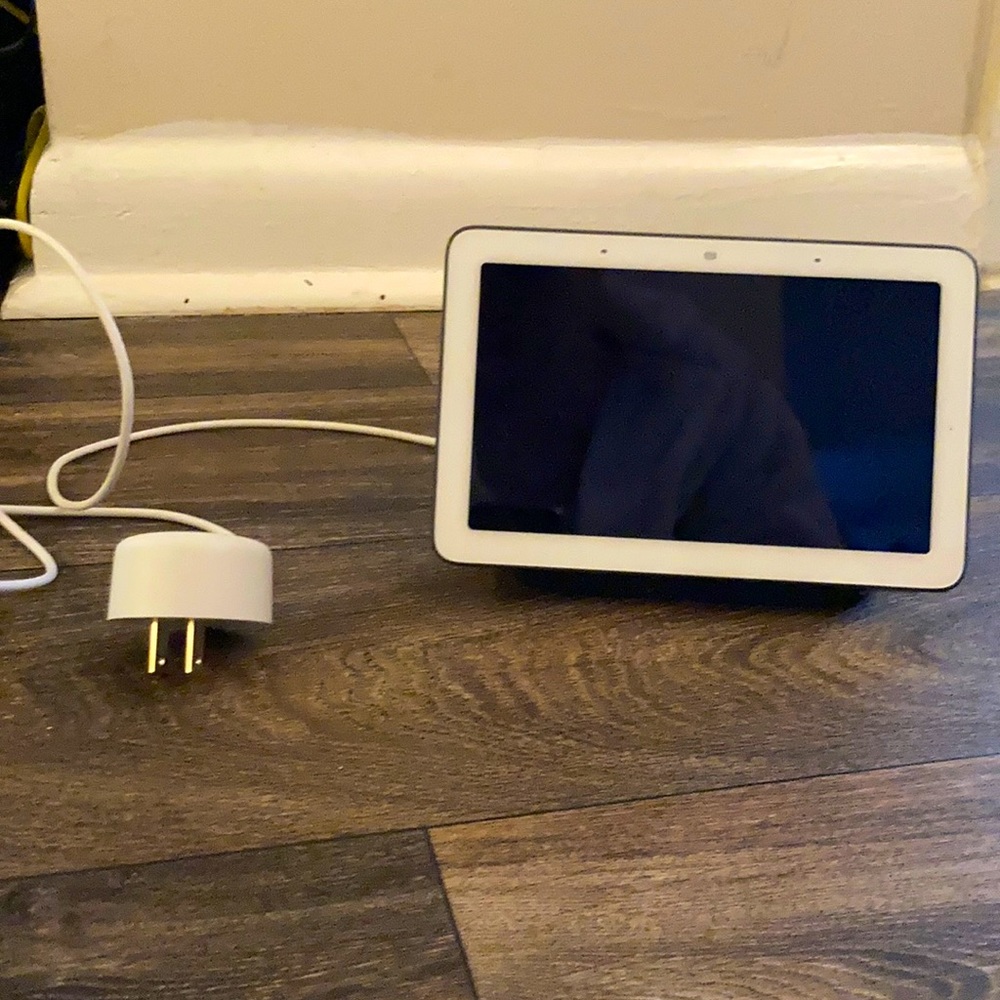 Google Home Hub, excellent condition